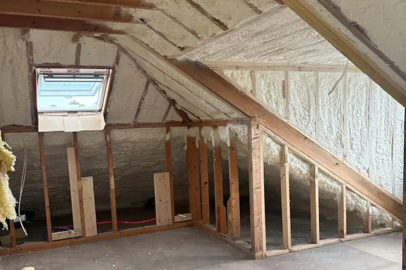7 Amazing Benefits Of Attic Spray Foam Insulation - Lovinsulation (4)